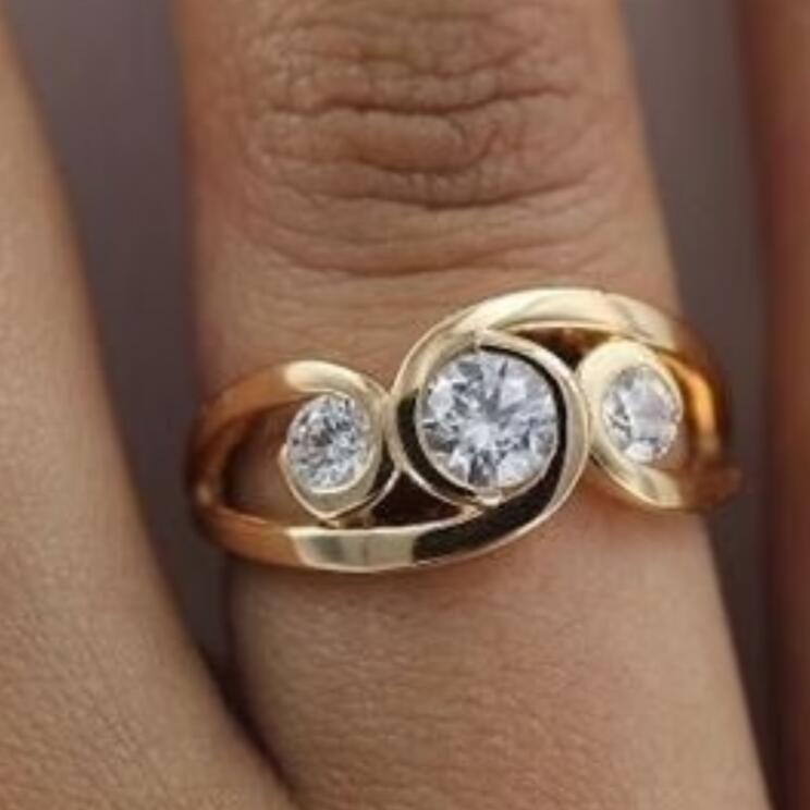 Gold Inlaid Zircon Fashion Geometry Pattern Vintage Ring – Unisex Couple Ring with Sweet and Cool Style
